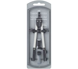 Чертежные принадлежности для школы