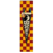 ВселеннаяHarryPotter _ЗакладкаСРезинкой Флаг Хогвартс [978-5-04-158020-9]